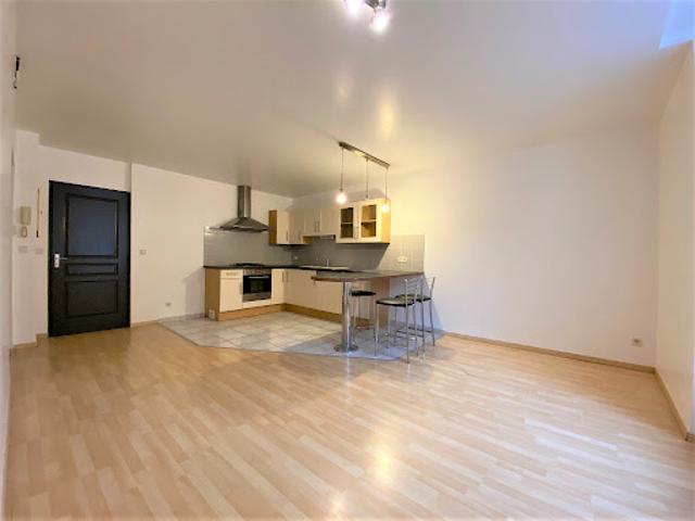 Vente Appartement 4 pièces 80.77 m2 Lons le Saunier