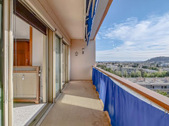 Vente Appartement 4 pièces 80.07 m2 Hyeres