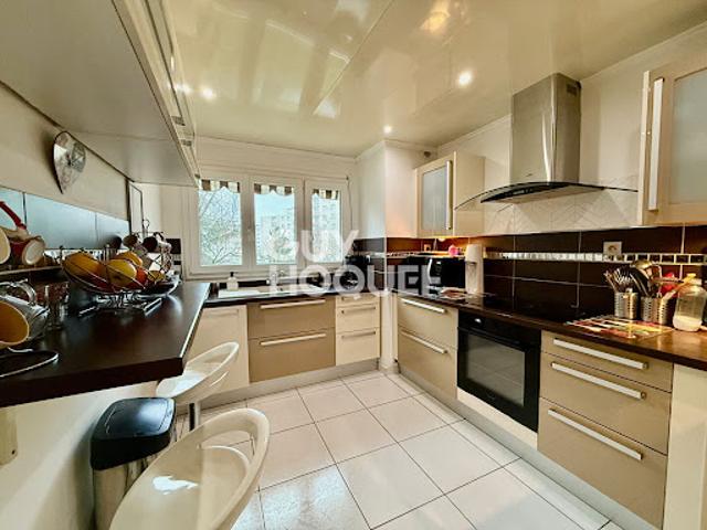 Vente Appartement 4 pièces 80.12 m2 Rosny sous Bois