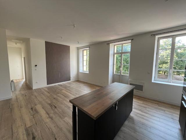 Vente Appartement 4 pièces 80.22 m2 Cadillac sur Garonne