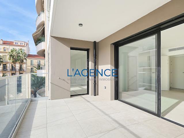 Vente Appartement 4 pièces 80.24 m2 Hyeres