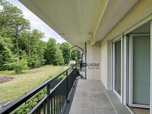 Vente Appartement 4 pièces 80.29 m2 Emerainville