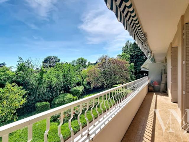 Vente Appartement 4 pièces 80 m2 Champagne au Mont d'Or