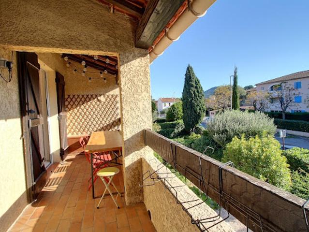 Vente Appartement 4 pièces 80 m2 Le Pradet