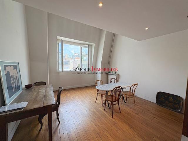 Vente Appartement 4 pièces 80 m2 Paris 8ème