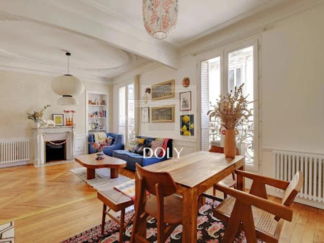 Vente Appartement 4 pièces 80 m2 Paris 11ème