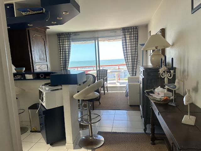Vente Appartement 4 pièces 80 m2 Royan