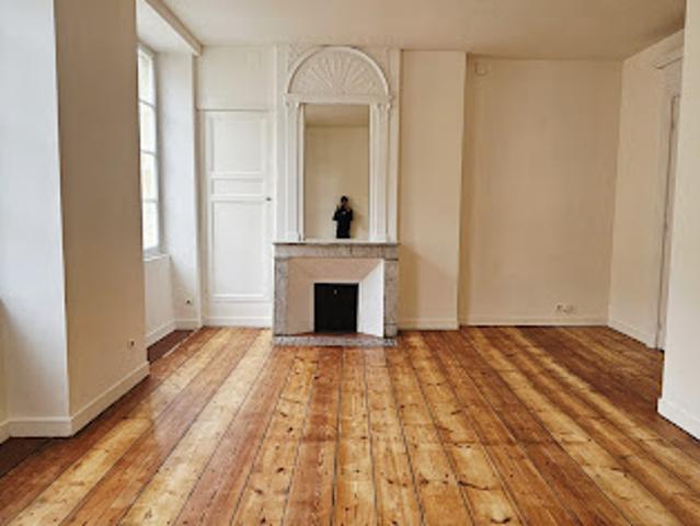 Vente Appartement 4 pièces 81.55 m2 Bordeaux