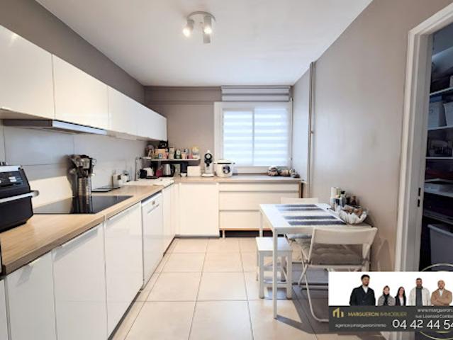 Vente Appartement 4 pièces 81.59 m2 Martigues