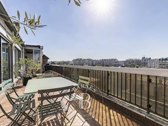 Vente Appartement 4 pièces 81.72 m2 Paris 16ème