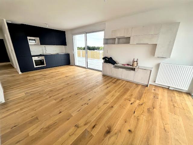 Vente Appartement 4 pièces 81.81 m2 Vannes