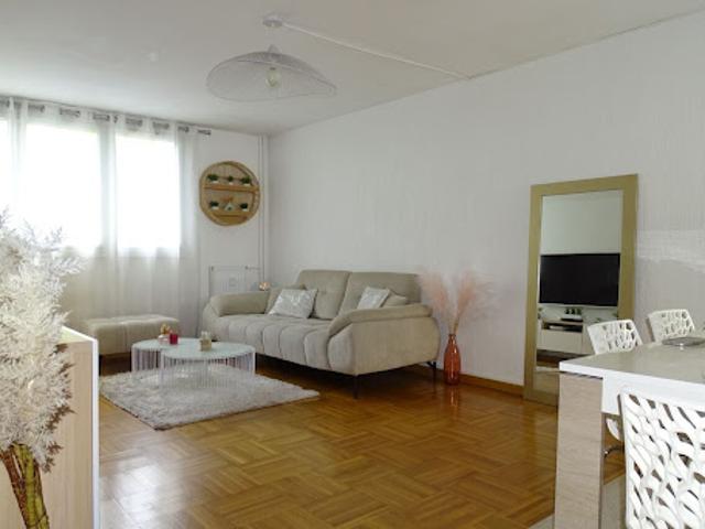 Vente Appartement 4 pièces 81.08 m2 Creteil