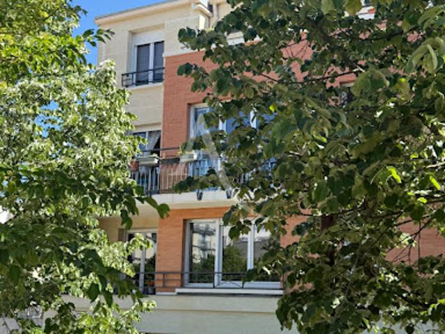 Vente Appartement 4 pièces 81.14 m2 Asnieres sur seine