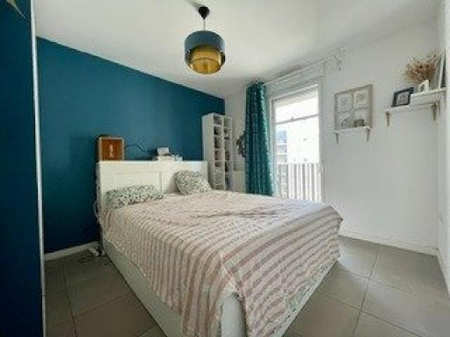 Vente Appartement 4 pièces 81 m2 Bordeaux