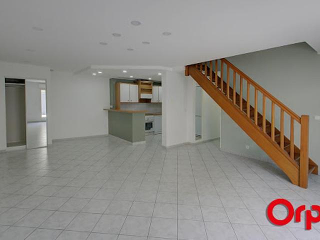 Vente Appartement 4 pièces 81 m2 Bourgoin Jallieu