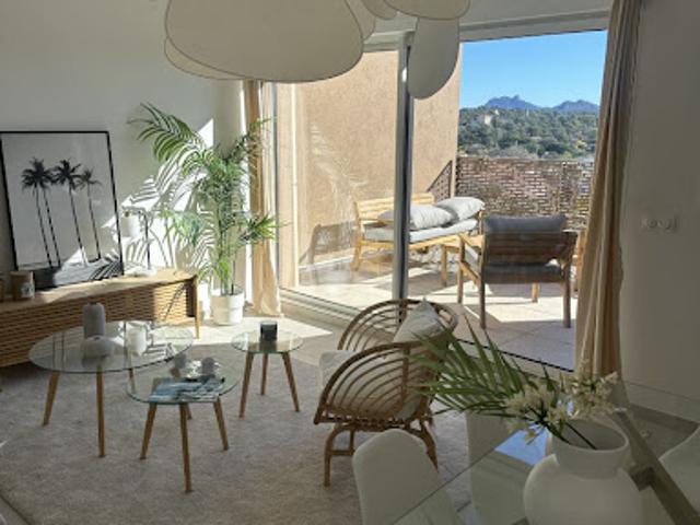 Vente Appartement 4 pièces 81 m2 Frejus