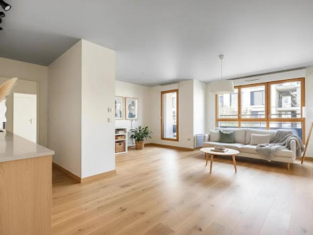 Vente Appartement 4 pièces 81 m2 La plaine saint denis