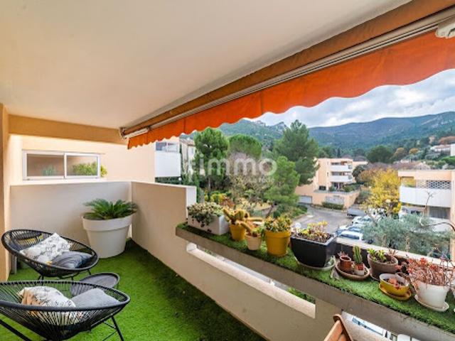 Vente Appartement 4 pièces 81 m2 Marseille 11ème