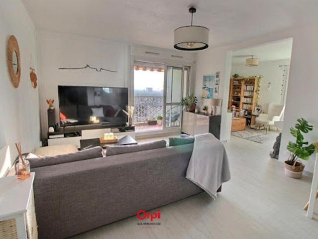 Vente Appartement 4 pièces 81 m2 Marseille 11ème