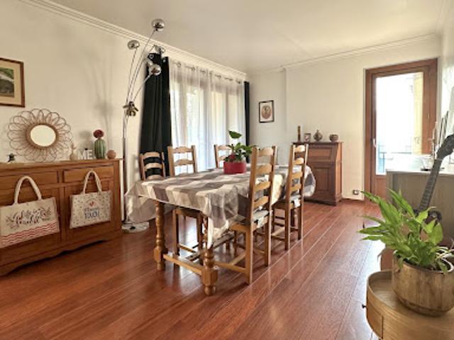 Vente Appartement 4 pièces 81 m2 Maurepas