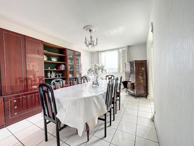 Vente Appartement 4 pièces 82.42 m2 Lyon 8ème