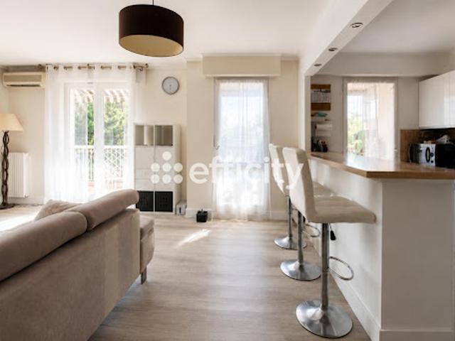 Vente Appartement 4 pièces 82.83 m2 Marseille 11ème