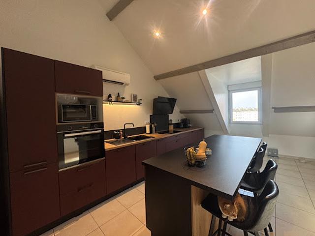 Vente Appartement 4 pièces 82.15 m2 Lons le Saunier