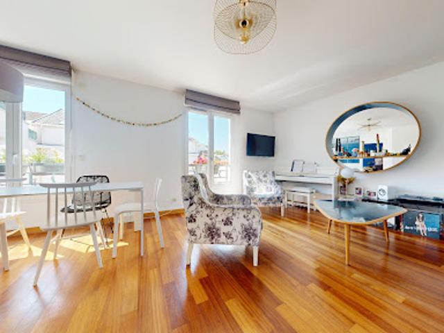 Vente Appartement 4 pièces 82 m2 Vanves