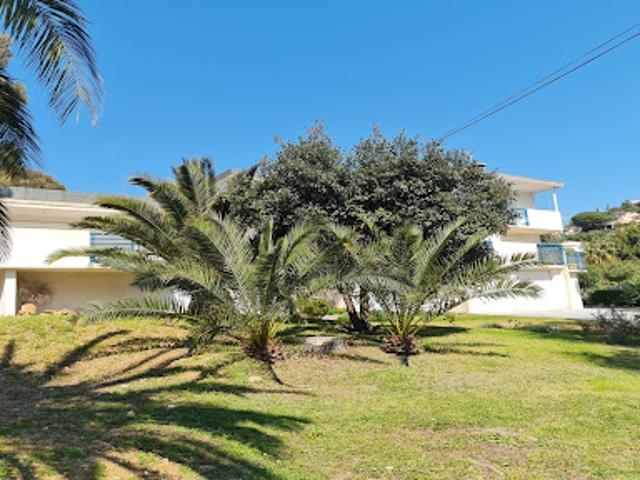 Vente Appartement 4 pièces 87.7 m2 Les issambres