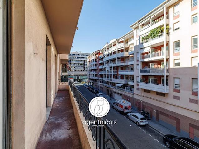 Vente Appartement 4 pièces 87.04 m2 Nice
