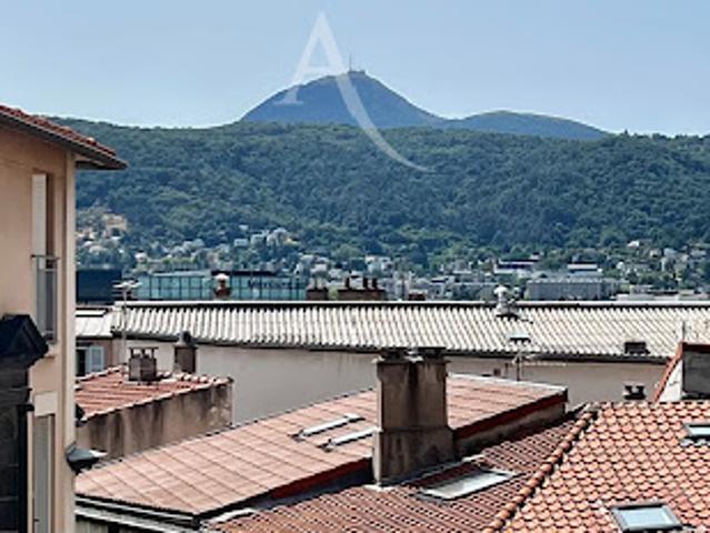 Vente Appartement 4 pièces 87.25 m2 Clermont Ferrand
