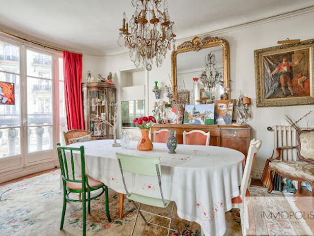 Vente Appartement 4 pièces 87.31 m2 Paris 18ème