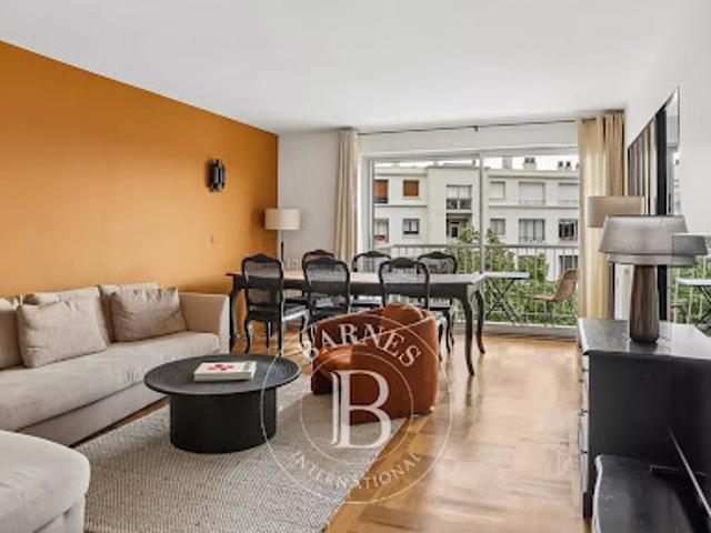Vente Appartement 4 pièces 87.39 m2 Paris 16ème