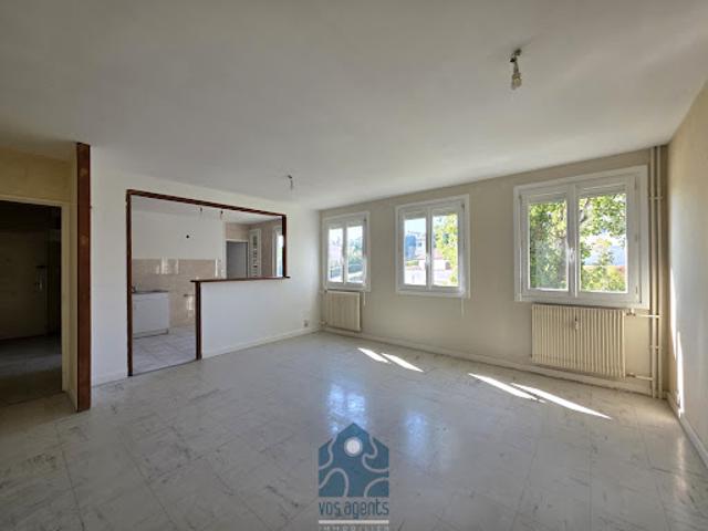 Vente Appartement 4 pièces 87 m2 Clermont Ferrand