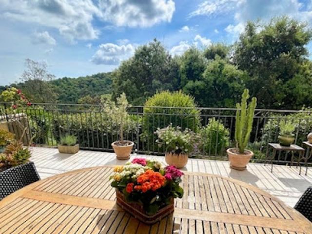 Vente Appartement 4 pièces 87 m2 Mougins