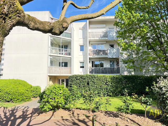 Vente Appartement 4 pièces 84.1 m2 Nantes