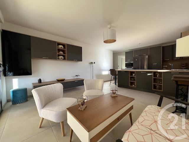 Vente Appartement 4 pièces 84.38 m2 Cogolin