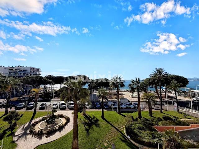 Vente Appartement 4 pièces 84.3 m2 Antibes
