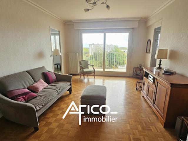 Vente Appartement 4 pièces 84 m2 Tours