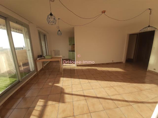 Vente Appartement 4 pièces 84 m2 Vitrolles