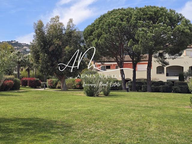 Vente Appartement 4 pièces 84 m2 Cavalaire sur Mer
