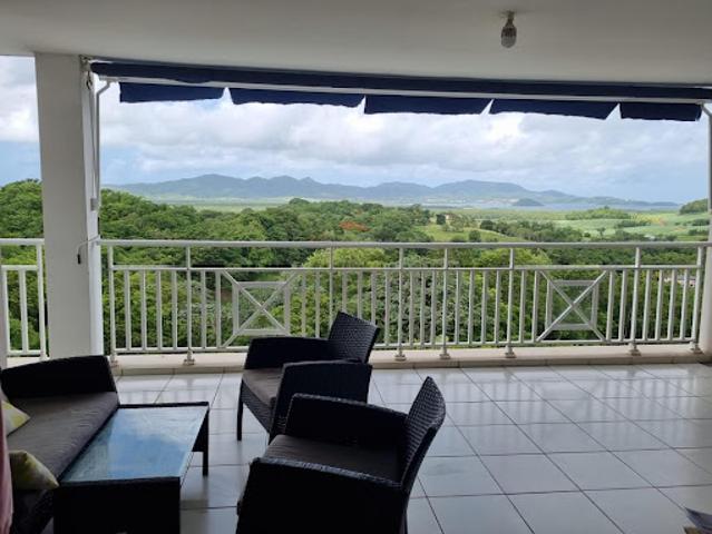 Vente Appartement 4 pièces 84 m2 Ducos