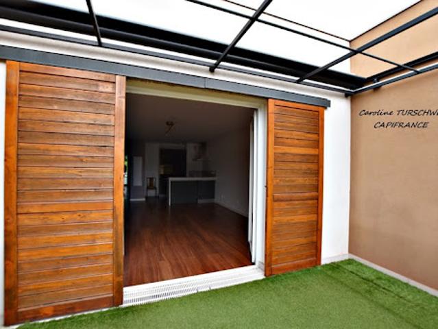 Vente Appartement 4 pièces 84 m2 Hyeres