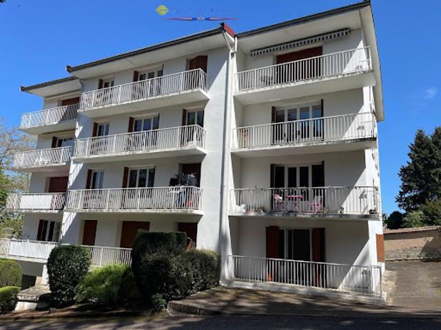 Vente Appartement 4 pièces 84 m2 La Clayette