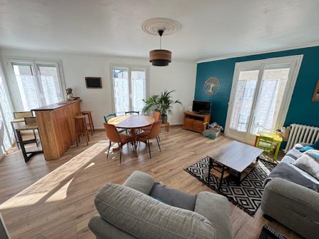 Vente Appartement 4 pièces 84 m2 Laval
