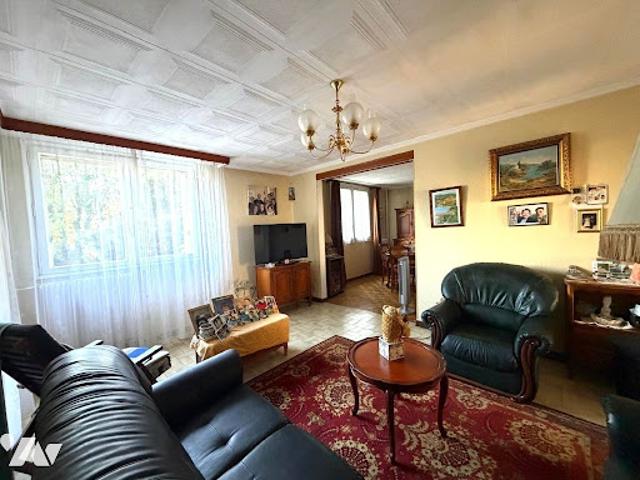 Vente Appartement 4 pièces 84 m2 Marseille 11ème