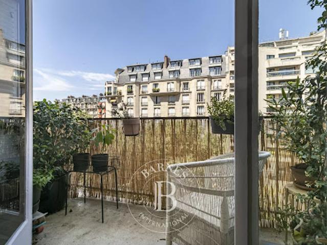 Vente Appartement 4 pièces 84 m2 Paris 15ème