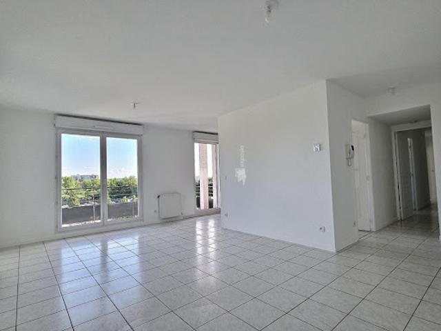 Vente Appartement 4 pièces 84 m2 Saint Priest