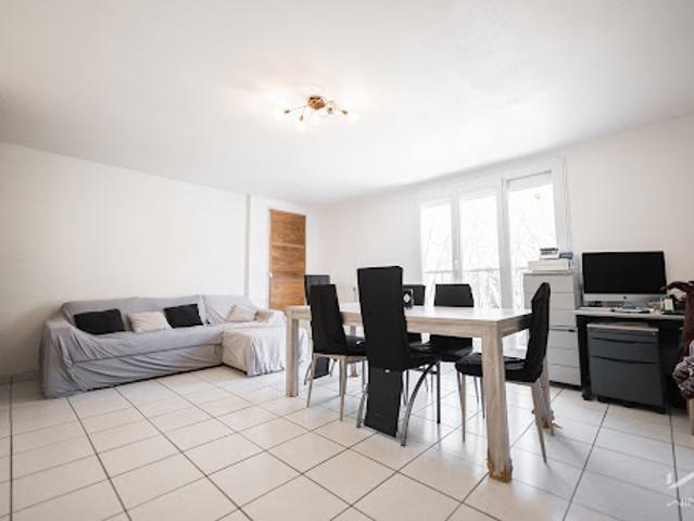 Vente Appartement 4 pièces 84 m2 Sollies pont