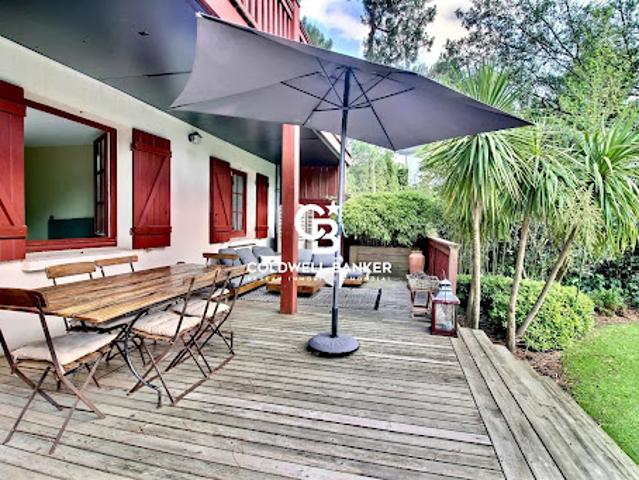 Vente Appartement 4 pièces 85.6 m2 Arcachon